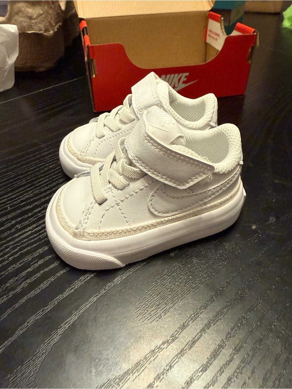 Nike White Toddler Low-Top Sneakers with Hook-and-Loop Strap